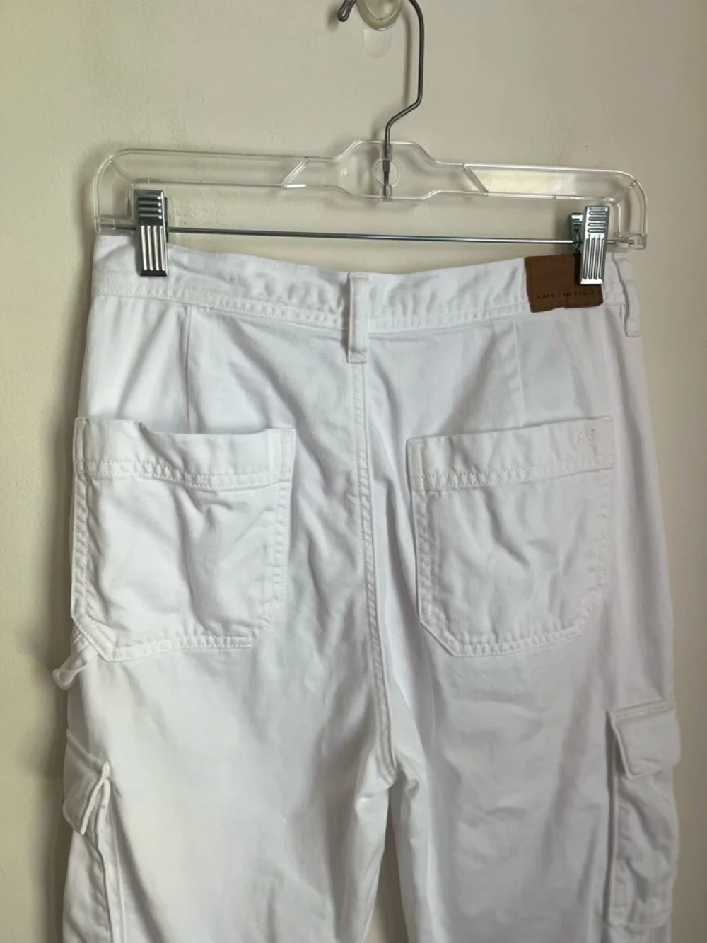 American Eagle Cargo Mom Denim (4) - Picture 4 of 9